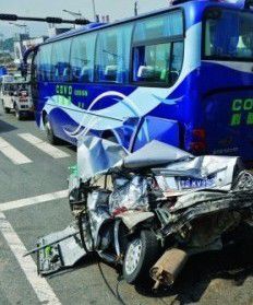 各地离奇车祸大盘点