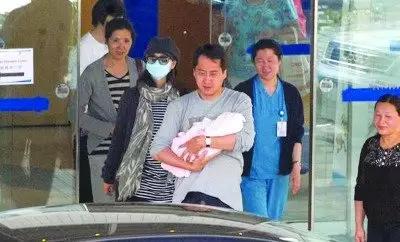 陈好罕见晒自拍 陈好的老公低调神秘身家特别酷炫