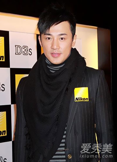 韩媒评选中国十大帅哥 颜值杠杠地