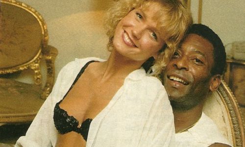 在贝利过去的婚姻生活中，“婚外恋”、“一夜情”的绯闻始终与他相伴，最终两段感情都不欢而散。