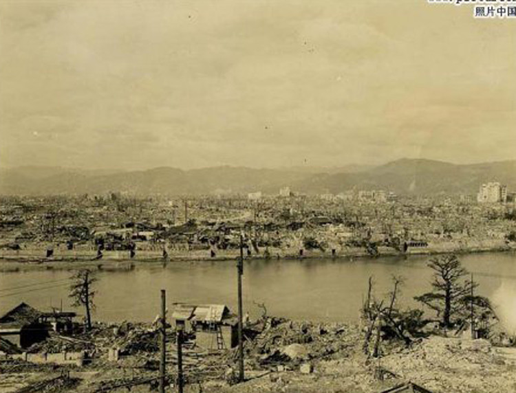 1945年广岛遭原子弹爆炸后惨状 - 刘鹏 - 凝固的历史—永恒的回忆