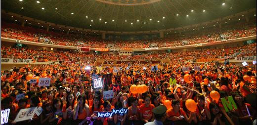 【SM 黑暗内幕】韩国著名四大气球海洋 — SM创造的奇迹 - supper_warm - 