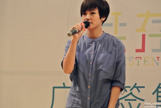 郭碧婷被曝同性恋 图揭娱圈出柜明星(组图)