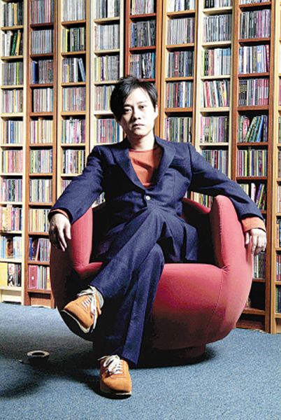 郭碧婷被曝同性恋 图揭娱圈出柜明星(组图)