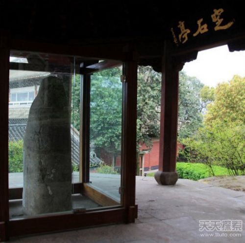 中国境内令人脸红的十大自然奇观：双乳峰、女阴洞（图）