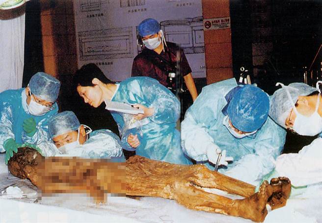 女子去世16年遗体不腐烂，古代不腐烂的女尸图片