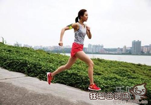 跑步膝盖疼还要坚持跑吗，跑步后膝盖疼应该怎么处理