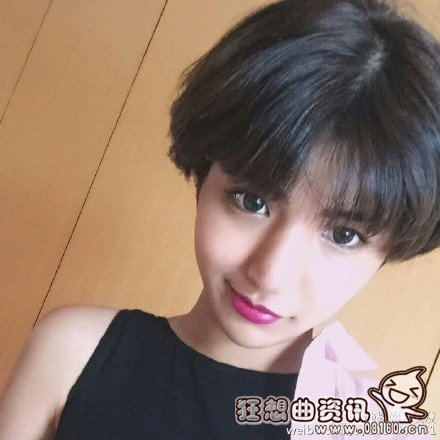 男人喜欢女人短发还是长发？女生长头发好看还是短头发好看