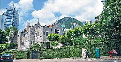 霍启刚因旺夫相看上郭晶晶