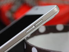 女生的最爱 OPPO Finder白色版京东热卖 