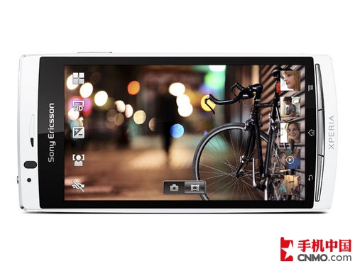 索尼爱立信LT18i正面图片