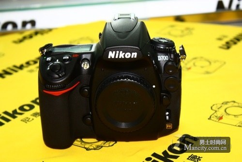 点击图片查看尼康数码单反相机D700详细资料
