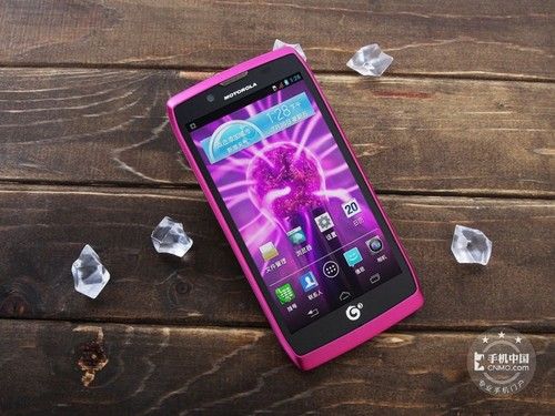 摩托罗拉MT887手机正面图片