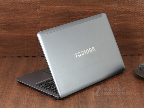 点击图片查看东芝U800超极本详细资料