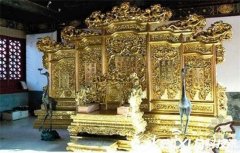 故宫龙椅为什么不能坐？故宫龙椅发生过灵异事