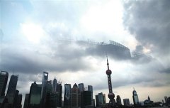 一张可怕的海市蜃楼图，沙漠海市蜃楼真实图片