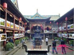 城隍庙里面供奉什么神？城隍庙和豫园是什么关