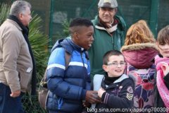 法国这个国家为什么有这么多黑人？法国白人为