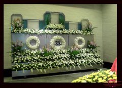 女人身上见红能到灵堂去吗？灵堂特别要注意的