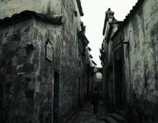 扬州螺丝结顶和无灯巷是真的吗？扬州十日死了