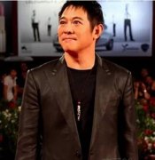 李连杰天珠救了他一命，天珠是什么材料做成的