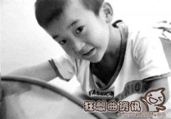 父亲拒绝上吊自杀九岁男孩进祖坟，孩子为什么