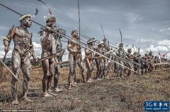 非洲原始部落里的女人视频，揭秘原始部落人的