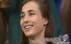 实拍欧洲杯意大利美女球迷，欧洲杯意大利和比