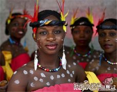 盘点世界上奇葩的女性习俗，世界各国上的奇葩