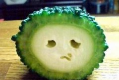 苦相脸怎么改善、改变，传说苦相脸的人命运好吗？