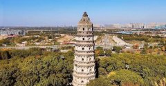 虎丘塔下面是谁的墓距今多少年，底下有什么秘密？