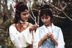 林黛玉是哪里人，她是贾宝玉的什么亲戚？