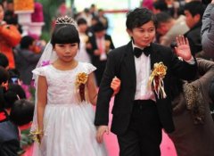 148身高算袖珍人吗？袖珍人黄韵伊和老公照片资