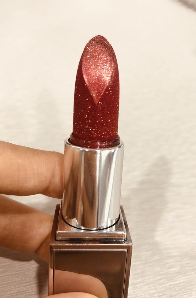 送女孩生日礼物送什么好呢(送妈妈生日礼物送什