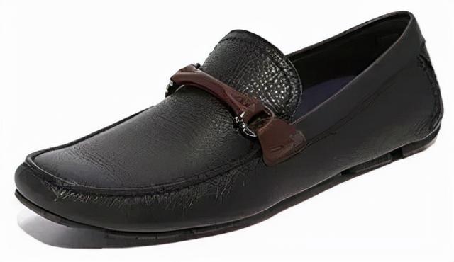 皮鞋什么牌子的好又实惠(皮鞋买什么牌子)